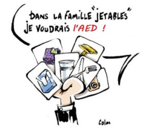 Caricature montrant une main du jeu des sept familles avec des objets et un AED.