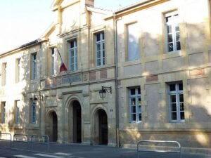 Façade college henri IV